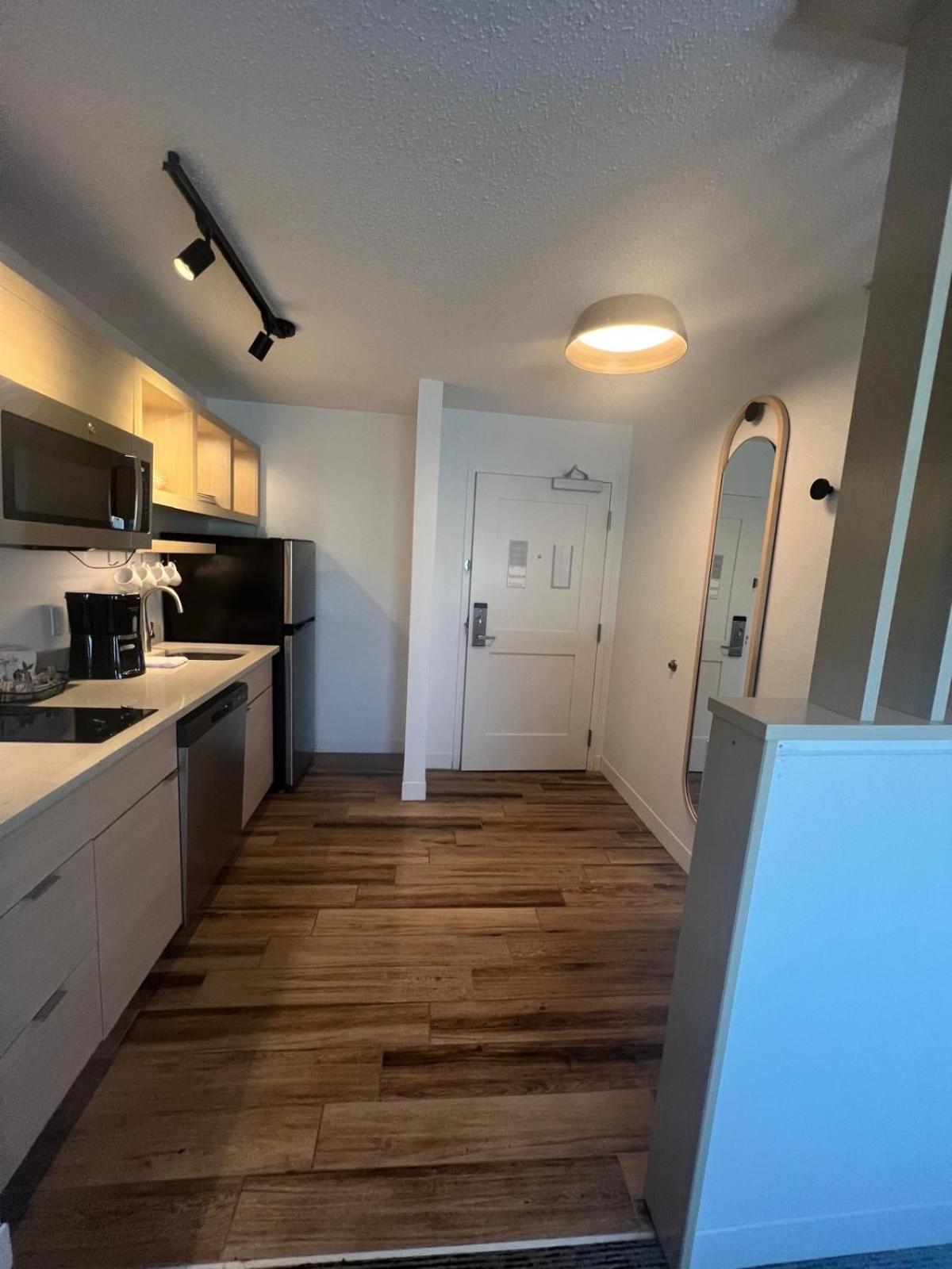 Towneplace Suites Detroit Warren Exteriör bild