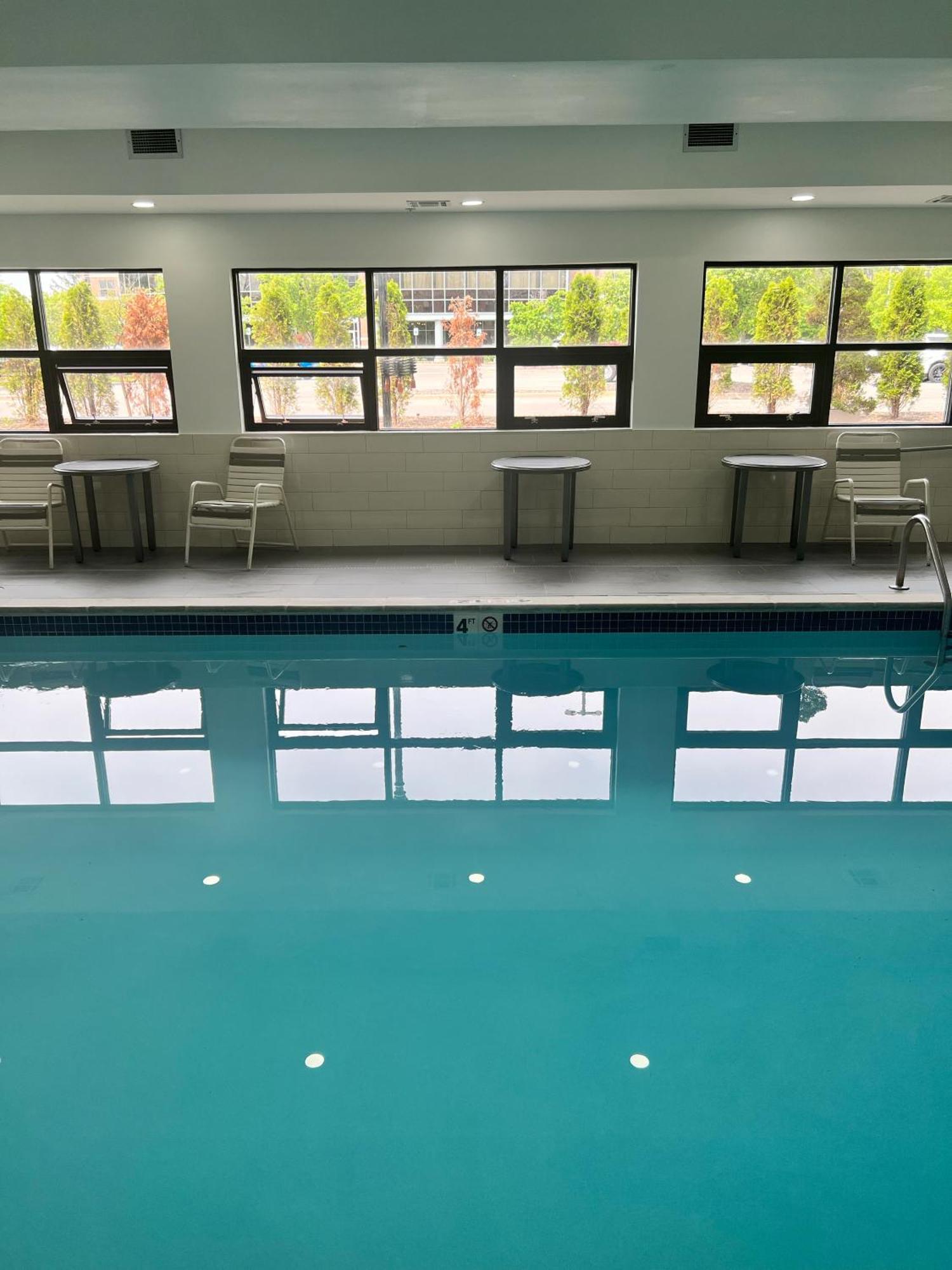 Towneplace Suites Detroit Warren Exteriör bild