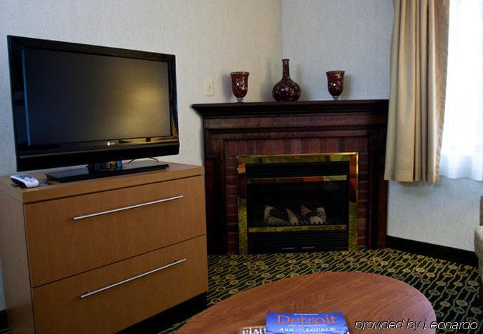 Towneplace Suites Detroit Warren Exteriör bild