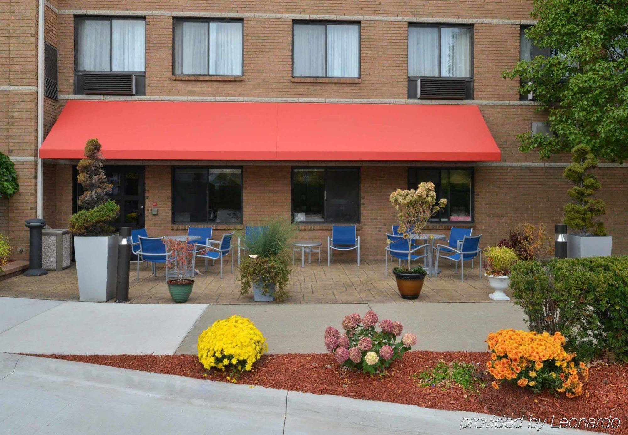 Towneplace Suites Detroit Warren Exteriör bild